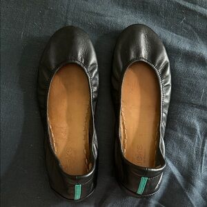 Tieks Black Leather Ballet Flats with Teal Heel Tab